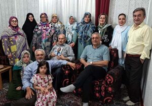 دیدار با خانواده چشم انتظار علی قلیزاده عضو اسیر رجوی در کمپ مانز آلبانی