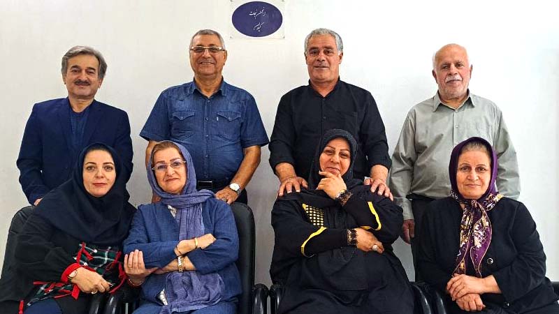 خانواده های گیلک؛ از راه کارهای سفر به آلبانی تا تماشای سرهنگ ثریا