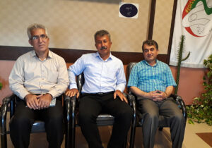 برای بازگشت ولیرضا به خانه وکاشانه خود لحظه شماری میکنیم