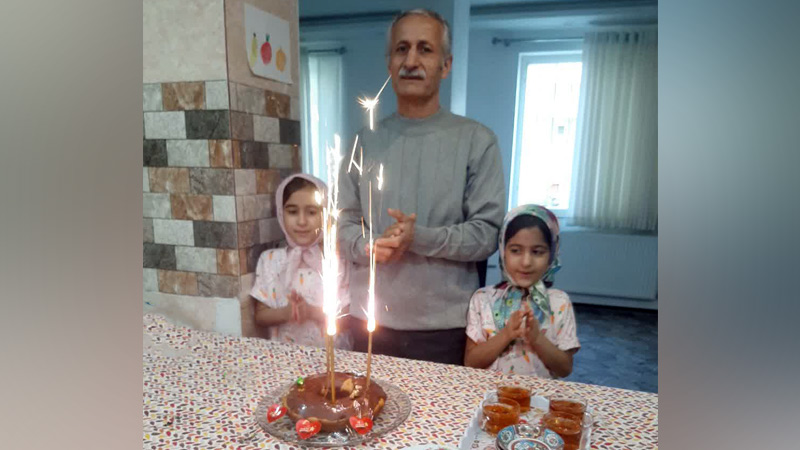 سورپرایز تولد در کانون گرم خانواده