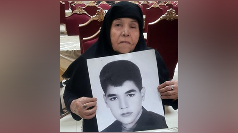 سه دهه است که سران مجاهدین نمی گذارند با پسرم ارتباط داشته باشم