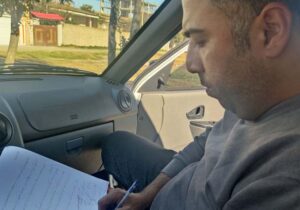 دیدار مسئول انجمن نجات گلستان با خانواده علی اکبر هاشمی