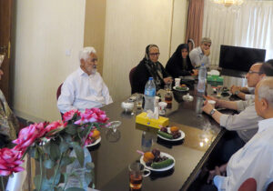 سیصد تن از اسرای ایرانی را از رژیم بعث خریدند