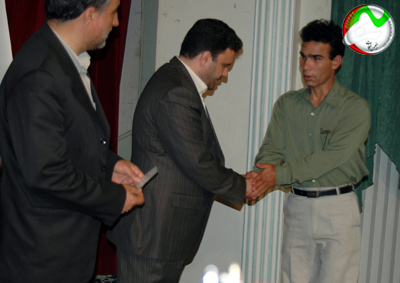 اعطای امان نامه به افراد بازگشتی در اصفهان