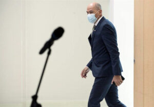 نخست‌وزیر اسلوونی، مردی از جنس دروغ و جعل