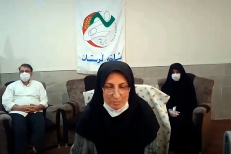 خانم کاکاوند از ۴۰ سال دوری خواهرش می گوید – همایش انجمن نجات +فیلم