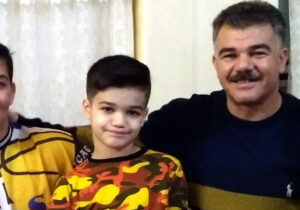 پیام آدم کریمی به اعضای گرفتار در کمپ مجاهدین خلق