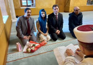 وصال فرخنده دو عضو جداشده از فرقه بعد از سالیان رنج و فراق