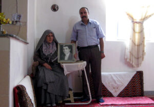 نامه علیرضا خزایی به برادرش محمد رضا خزایی در کمپ مجاهدین خلق