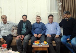 نشست اعضای انجمن نجات خوزستان با خانواده های اعضای گرفتار در شهرستان خرمشهر