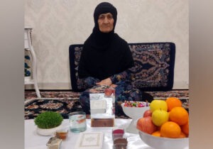 پیام تصویری مادر یاری کوچکی برای فرزندش در کمپ مانز مجاهدین