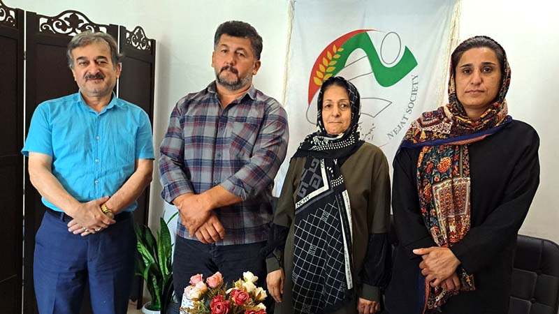 دیدار خانواده جمشید لقمانی با اعضای انجمن نجات گیلان