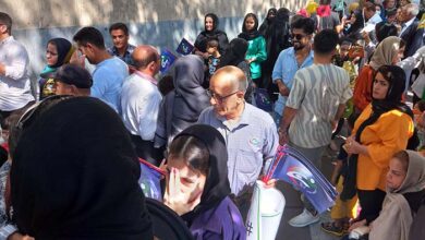 خانواده های لرستانی در تجمع مقابل سفارت ترکیه