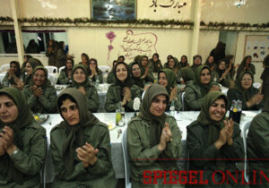 گزارش اشپیگل از کمپ مجاهدین در آلبانی