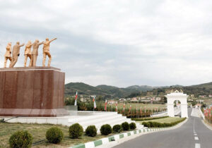 اردوگاه مجاهدین خلق در آلبانی یا مزرعه ترول