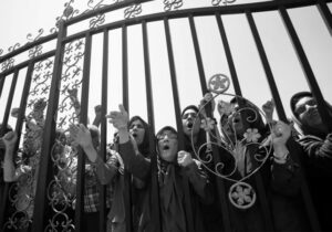 فریاد اردوگاه مانز؛ زخمی که جهان فراموش کرده است