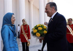 چرا برخی از سیاستمداران آمریکایی از مجاهدین حمایت میکنند؟