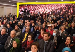پوستری که نماد ریاکاری مجاهدین خلق شد