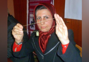 شجاعت زنانی همچون بتول سلطانی، مریم سنجابی و زهرا میرباقری ستودنی است