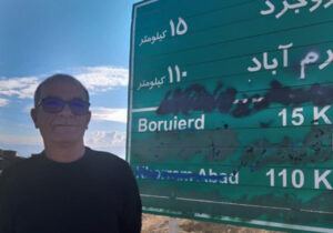 عکس شما در کنار تابلوی شهرت، خاطرات ورودم به ایران را تداعی کرد