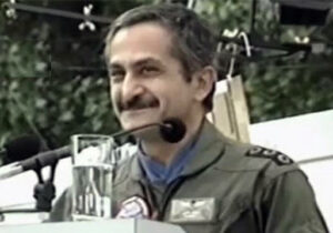 تحریف تاریخ و قلب واقعیت ها در فرقه ی رجوی