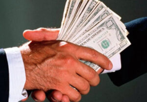 جشن تولد حقوق بشری‌ها برای مجاهدین خلق!