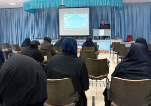 نشست مسئول انجمن نجات سمنان با فرهنگیان شهرستان سرخه