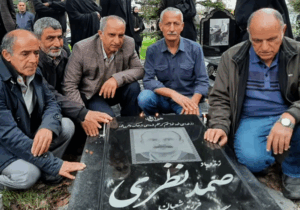 حضور اعضای انجمن نجات مازندران بر مزار یار قدیمی انجمن