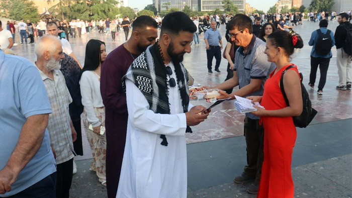 فعالیت‌های اعضای انجمن نجات آلبانی در عید قربان