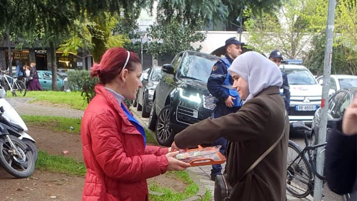 انجمن نجات آلبانی در جشن عید فطر