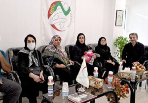 دیدار با تعدادی از خانواده های دردمند و چشم انتظار گیلک به روایت تصویر