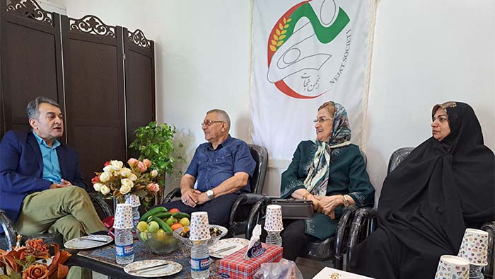 خانواده های چشم براه اسماعیل پورحسن و محمد جواد نوروزی