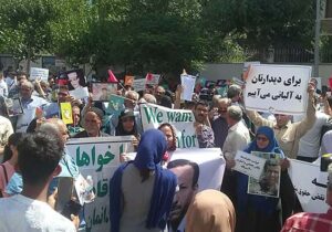 برادر حسین عینی: به برادرم گفته‌اند خانواده‌اش را در ایران کشته‌اند