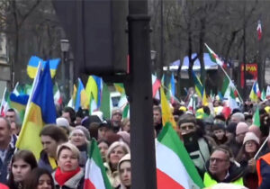 در سالگرد سی خرداد، “خط سرخ” وطن پرست و وطن فروش
