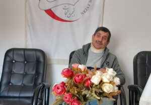 ملاقات صمیمانه مسئول انجمن نجات گیلان با خانواده اعضای اسیر پورجعفر