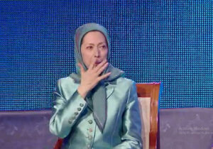 خانم رجوی دهه ها خیانت با کنفرانس آن لاین بی محتوا پاک نمی شود