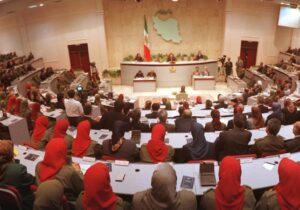 ۳۰ مهر ۱۳۷۲ نماد فرقه گرایی رجوی در شورای ملی مقاومت