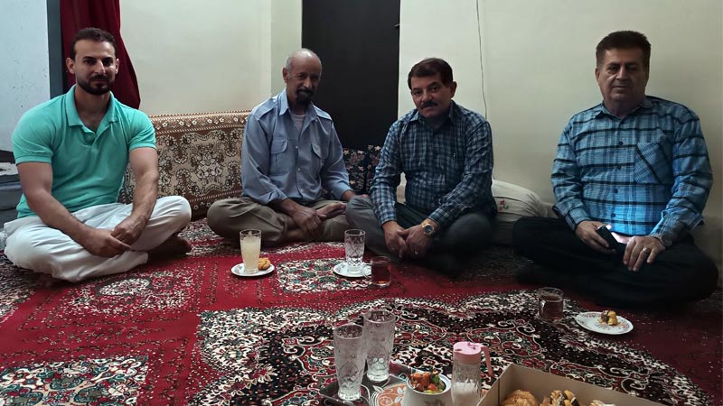 دیدار اعضای انجمن نجات خوزستان با خانواده نصار شیخ منصور رامهرمزی