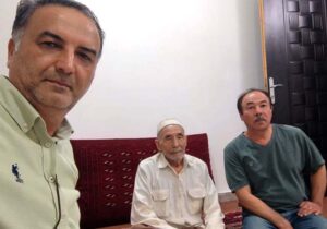 خاطرات پدر عبدالحمید رئوفیان از سفر به عراق برای ملاقات با پسرش در کمپ مجاهدین