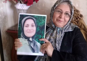 برای من مادر رنج کشیده که بیست سال دوری فرزندم را تحمل کردم، کاری کنید