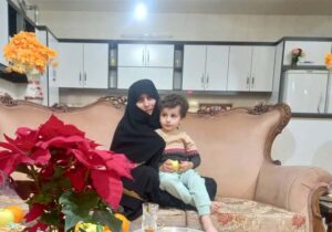 دیدار اعضای انجمن نجات اصفهان با مادر مریم و عباسعلی صادق نژاد