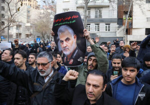 پاسخ کوبنده مردم ایران به چرندیات رهبر مجاهدین