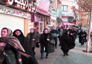 خانواده های عضو انجمن نجات زنجان به تماشای سینمایی سرهنگ ثریا نشستند