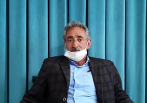 برادر چشم انتظار کیومرث صحبت زاده : مادر از پا افتاده و نگران توست