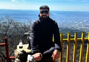 روزی که پدرم رفت و من در اسارت بودم