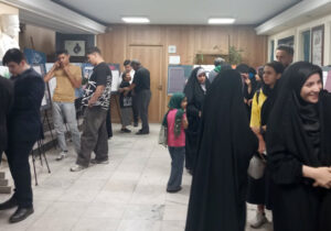 نمایشگاه انجمن نجات تبریز در خلال اجرای نمایش جمعه ای که تعطیل نبود – قسمت اول