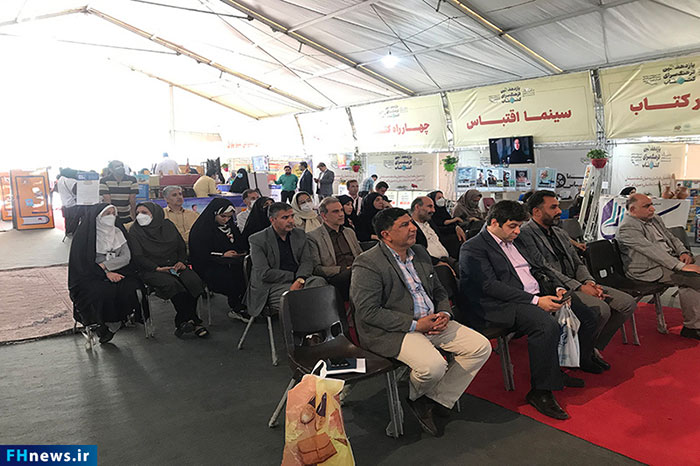 مراسم رونمایی از کتاب تلخی رهایی 