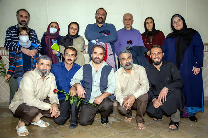 نمایش بابا آدم