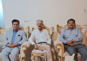 دیدار اعضای انجمن نجات خوزستان با خانواده محمدرضا والی زاده