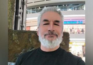 درخواست خانواده های اعضا و پاسخ رهبر مجاهدین خلق